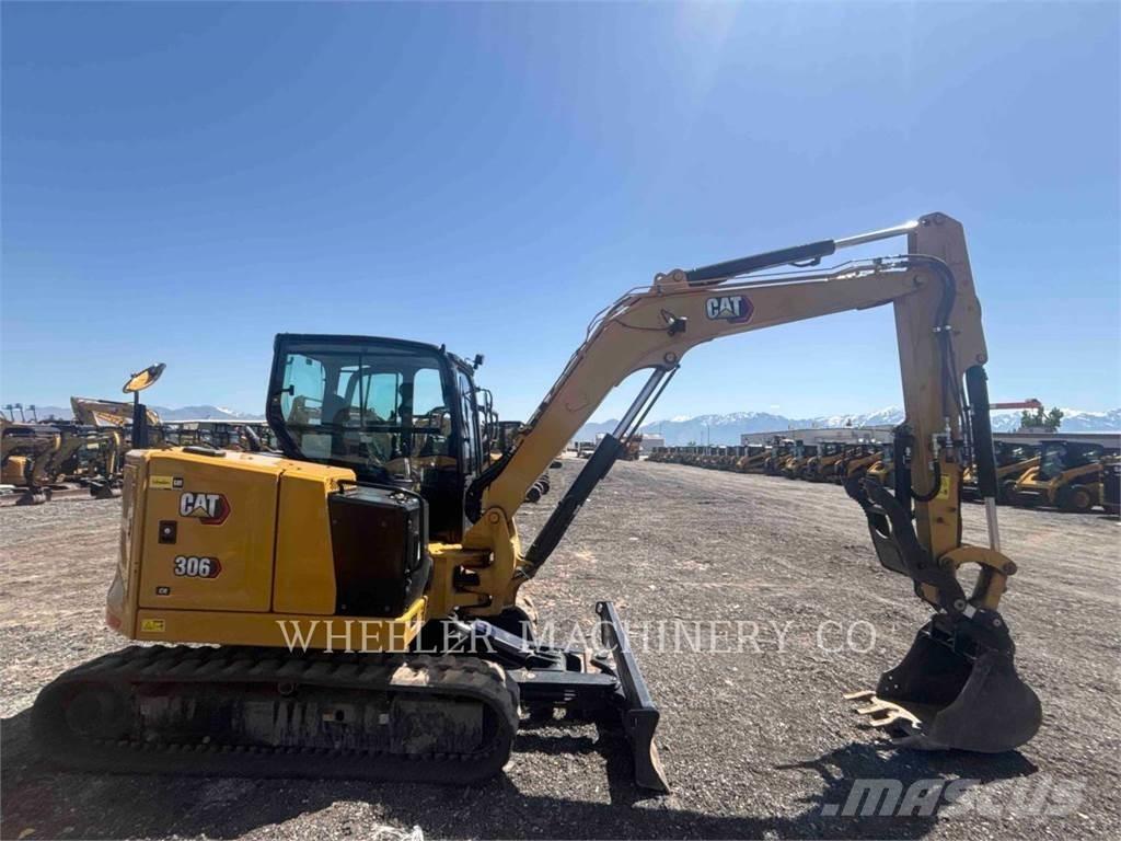 CAT 306 C3 TAQ 大型油圧ショベル12t以上（パワーショベル・ユンボ）
