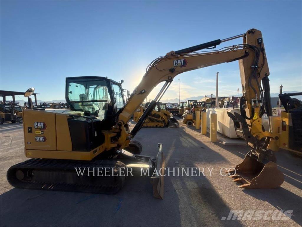 CAT 306 C3 TAQ 大型油圧ショベル12t以上（パワーショベル・ユンボ）