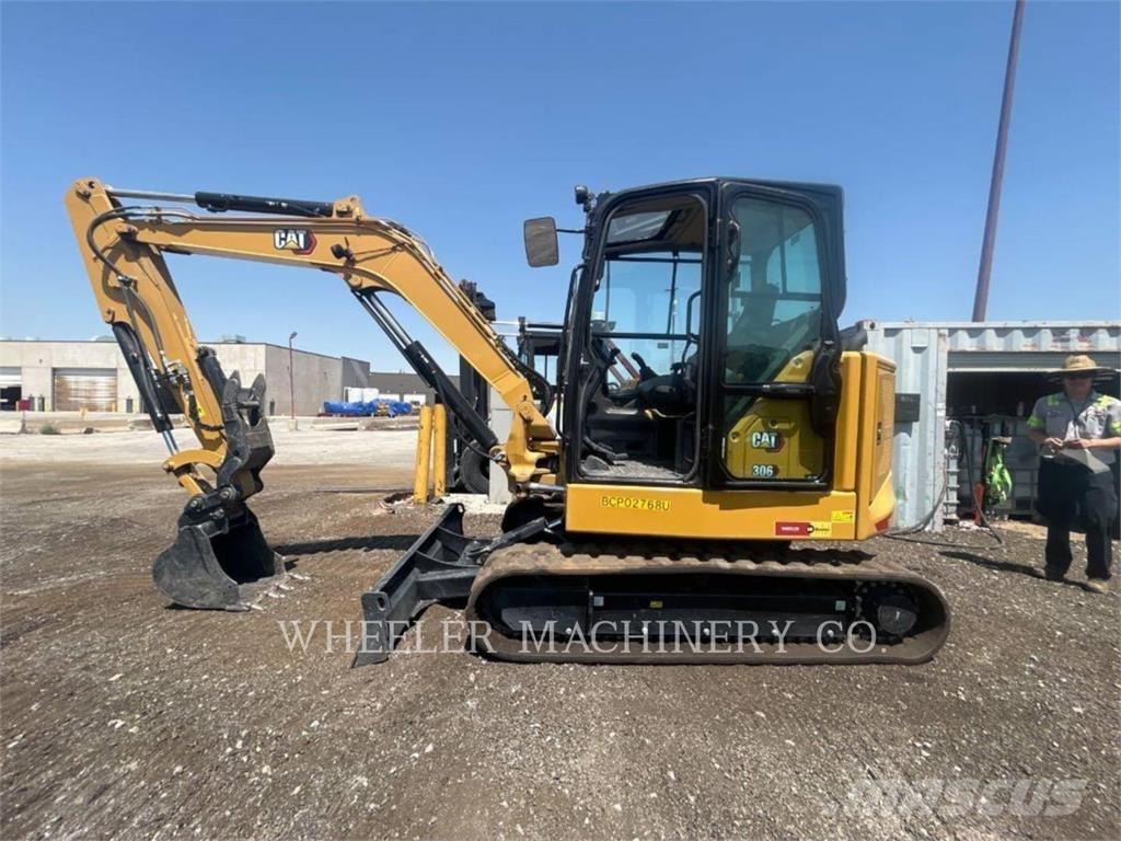 CAT 306 C3 TH 大型油圧ショベル12t以上（パワーショベル・ユンボ）