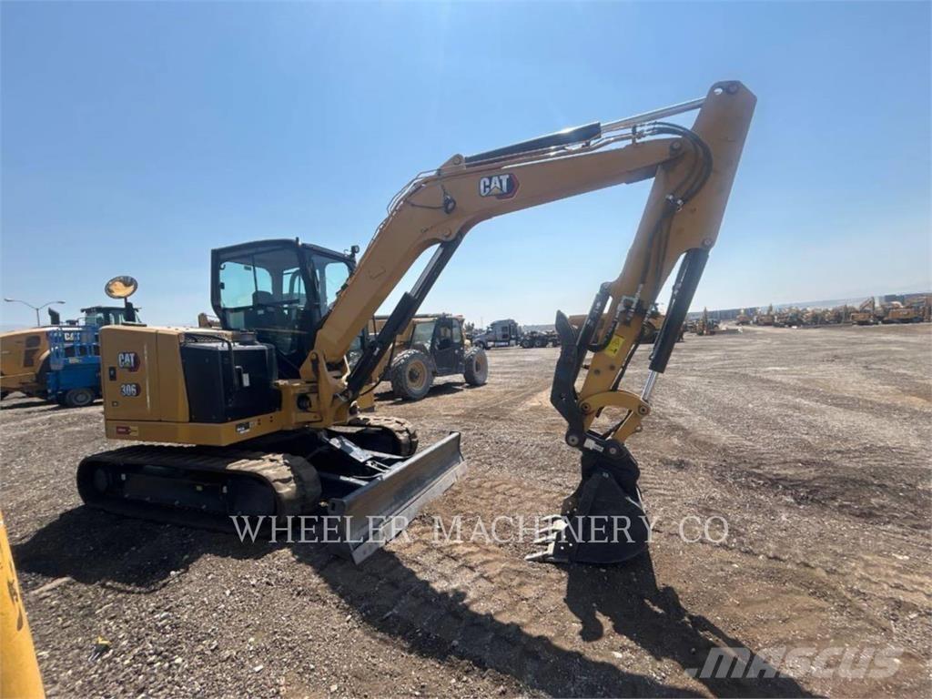 CAT 306 C3 TH 大型油圧ショベル12t以上（パワーショベル・ユンボ）