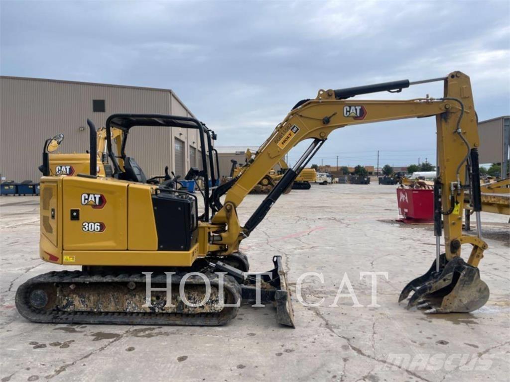 CAT 306 CR 大型油圧ショベル12t以上（パワーショベル・ユンボ）