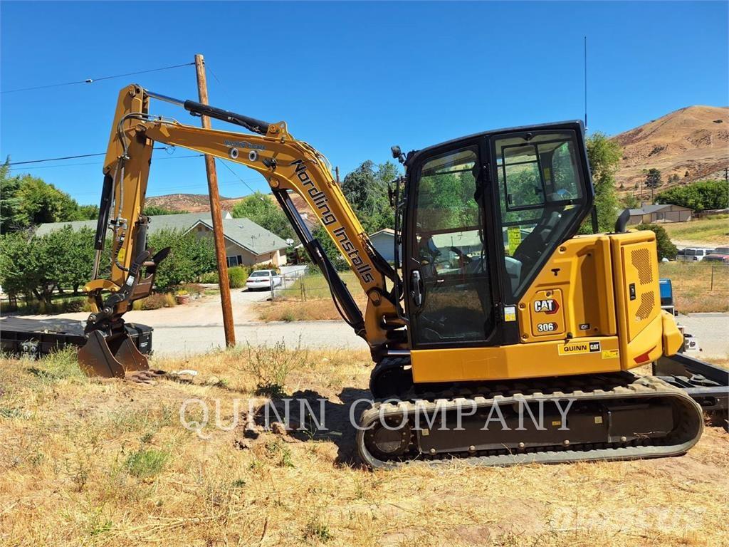 CAT 306 CR 大型油圧ショベル12t以上（パワーショベル・ユンボ）