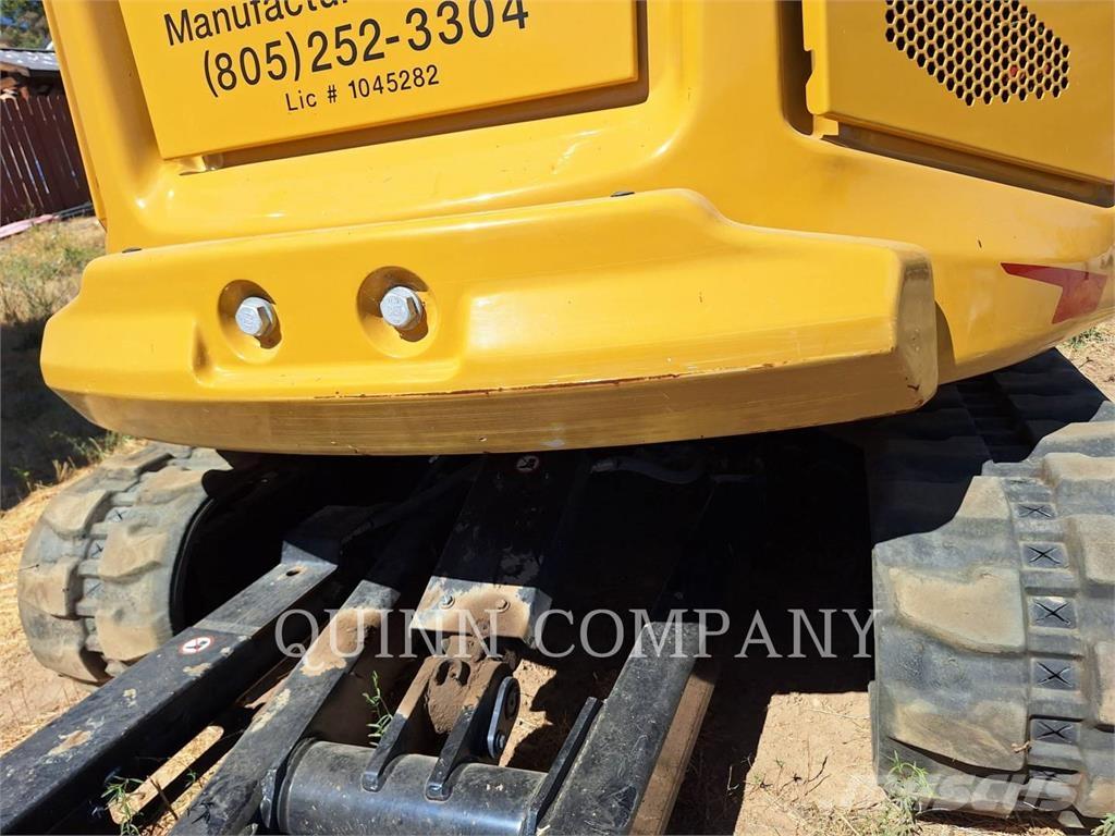 CAT 306 CR 大型油圧ショベル12t以上（パワーショベル・ユンボ）