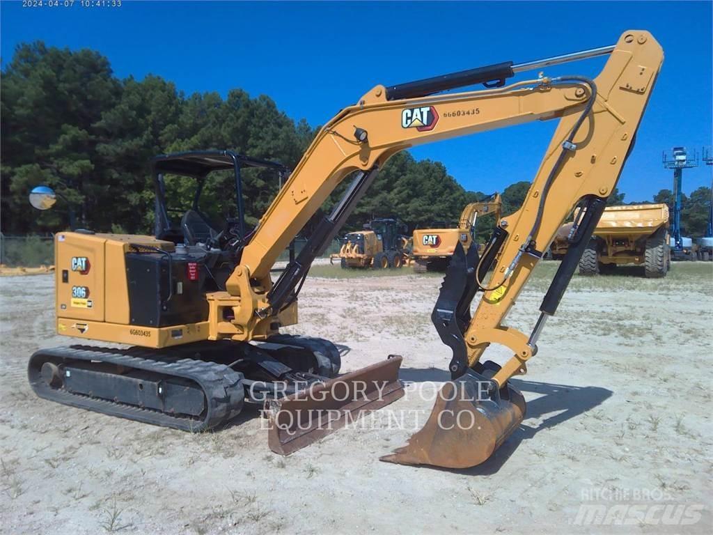 CAT 30607CR 大型油圧ショベル12t以上（パワーショベル・ユンボ）