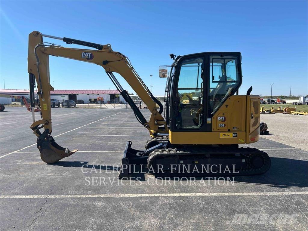 CAT 30607CR 大型油圧ショベル12t以上（パワーショベル・ユンボ）