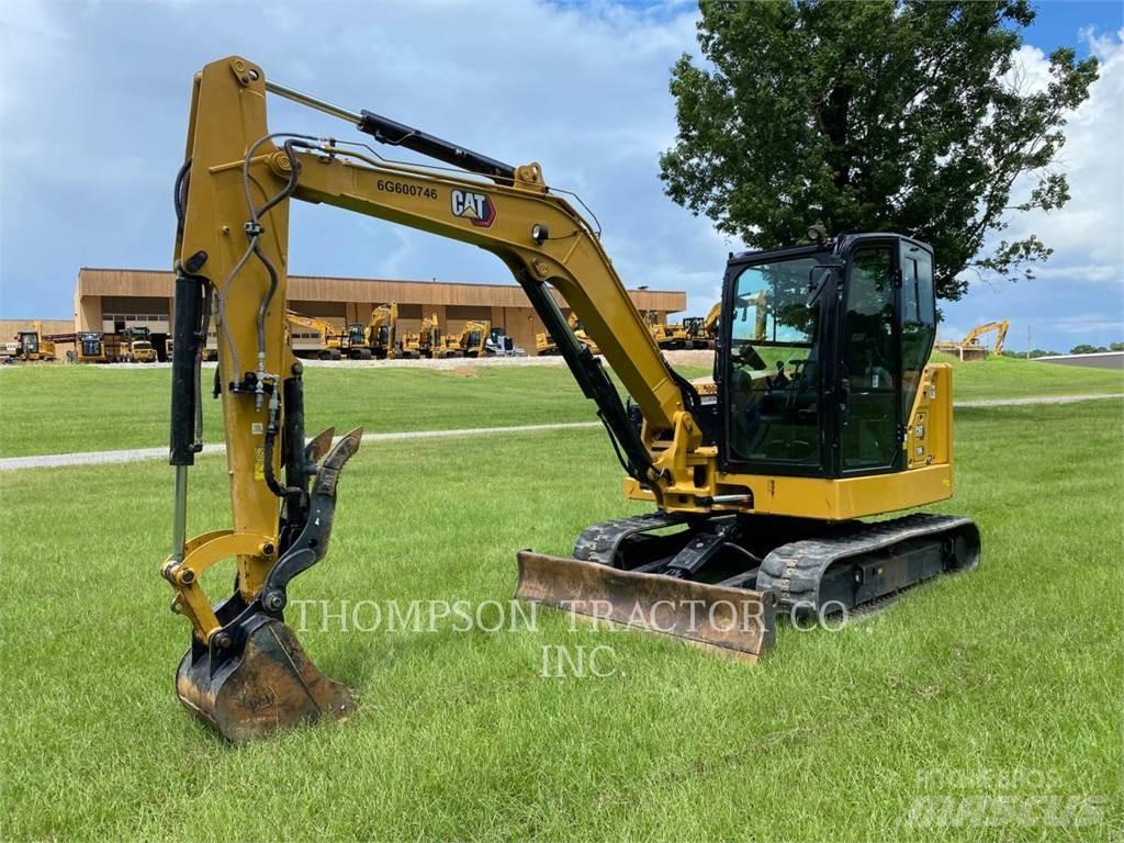 CAT 306CR 大型油圧ショベル12t以上（パワーショベル・ユンボ）