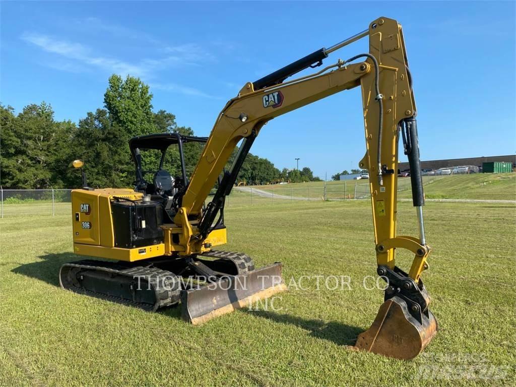 CAT 306CR 大型油圧ショベル12t以上（パワーショベル・ユンボ）