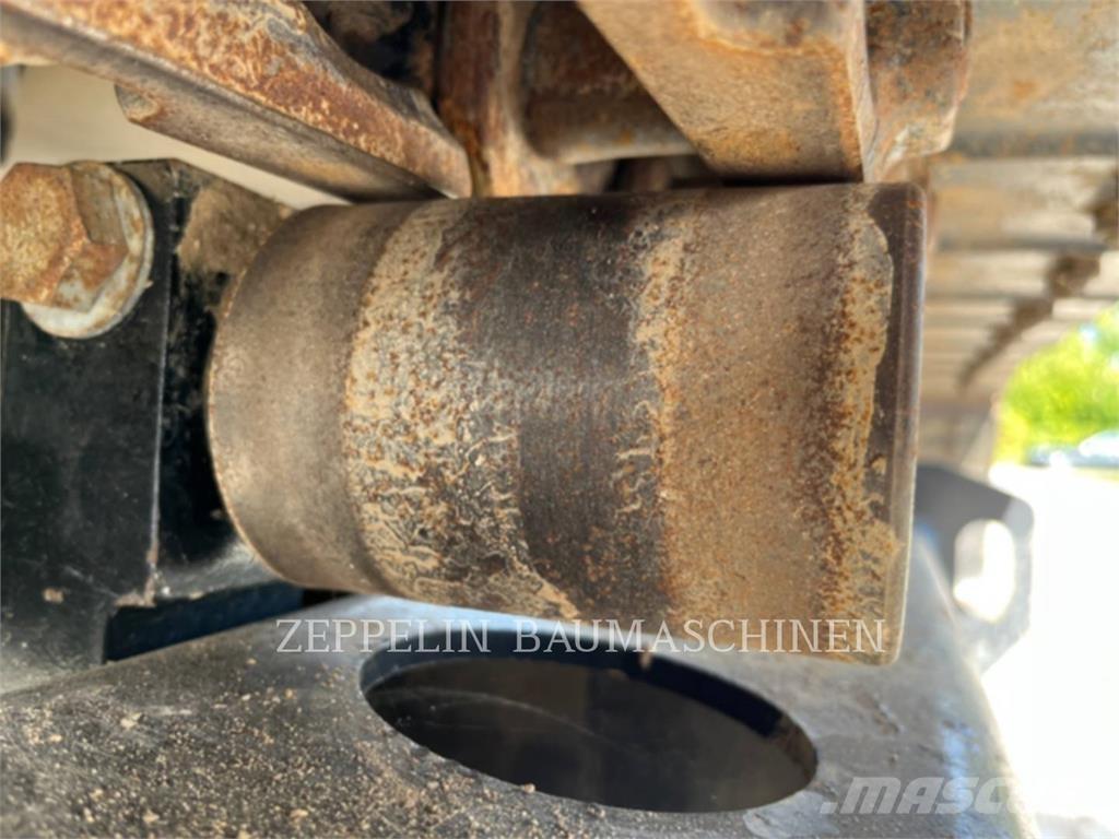 CAT 306CR-07A 大型油圧ショベル12t以上（パワーショベル・ユンボ）