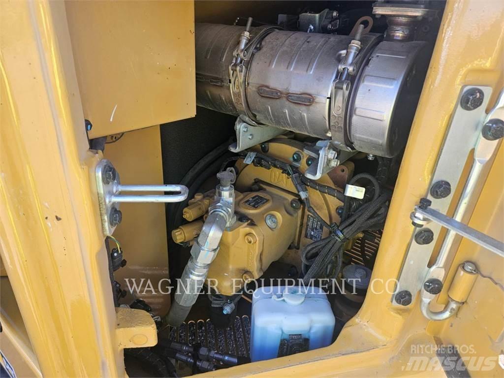 CAT 306CR THB 大型油圧ショベル12t以上（パワーショベル・ユンボ）