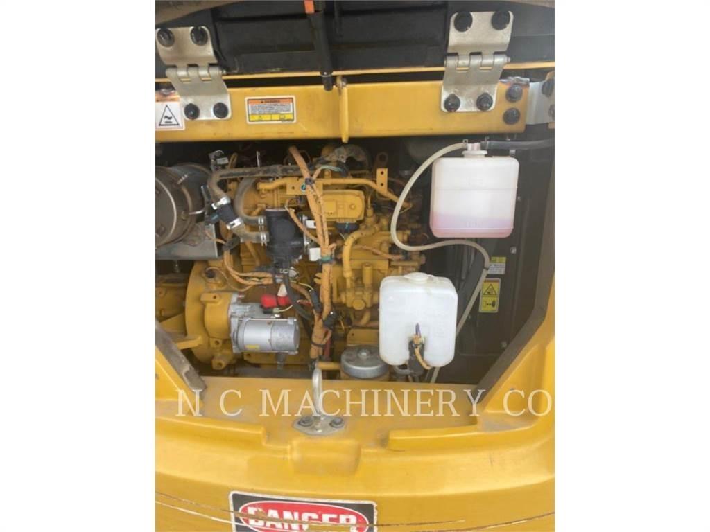 CAT 307E2 大型油圧ショベル12t以上（パワーショベル・ユンボ）