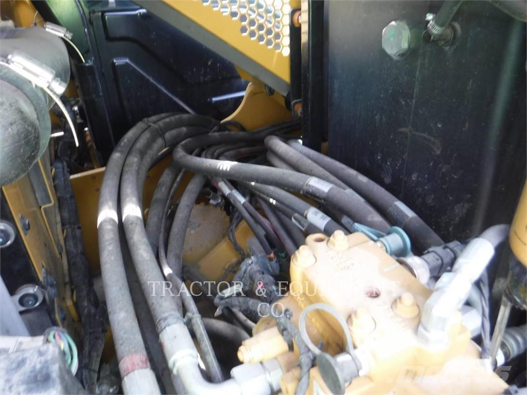 CAT 308 CRCB 大型油圧ショベル12t以上（パワーショベル・ユンボ）