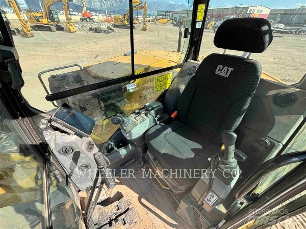 CAT 308 TH 大型油圧ショベル12t以上（パワーショベル・ユンボ）