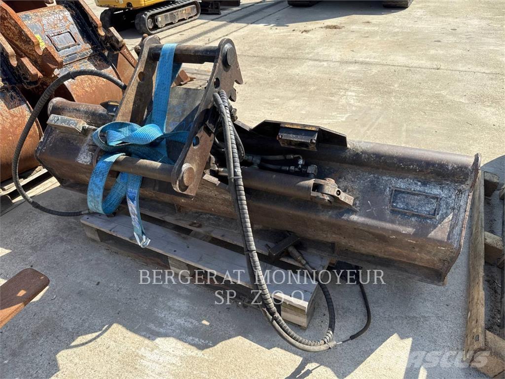 CAT 308CR 大型油圧ショベル12t以上（パワーショベル・ユンボ）