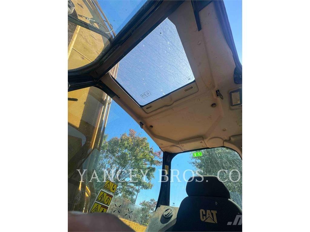 CAT 31007 大型油圧ショベル12t以上（パワーショベル・ユンボ）