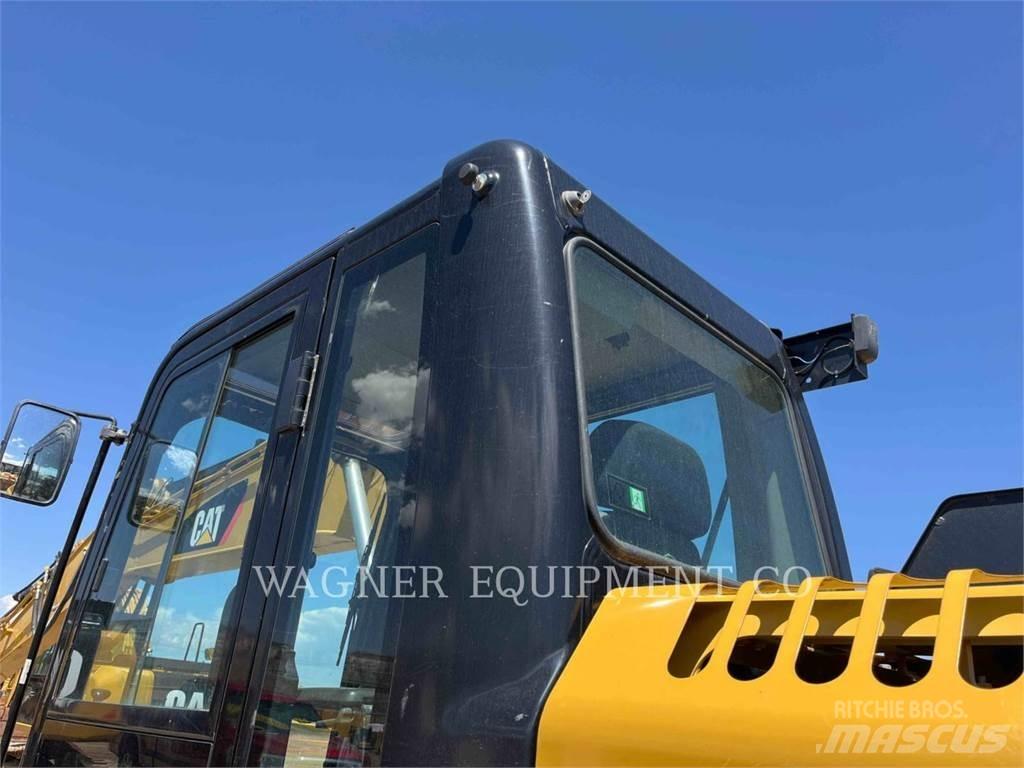 CAT 313FL GCTC 大型油圧ショベル12t以上（パワーショベル・ユンボ）