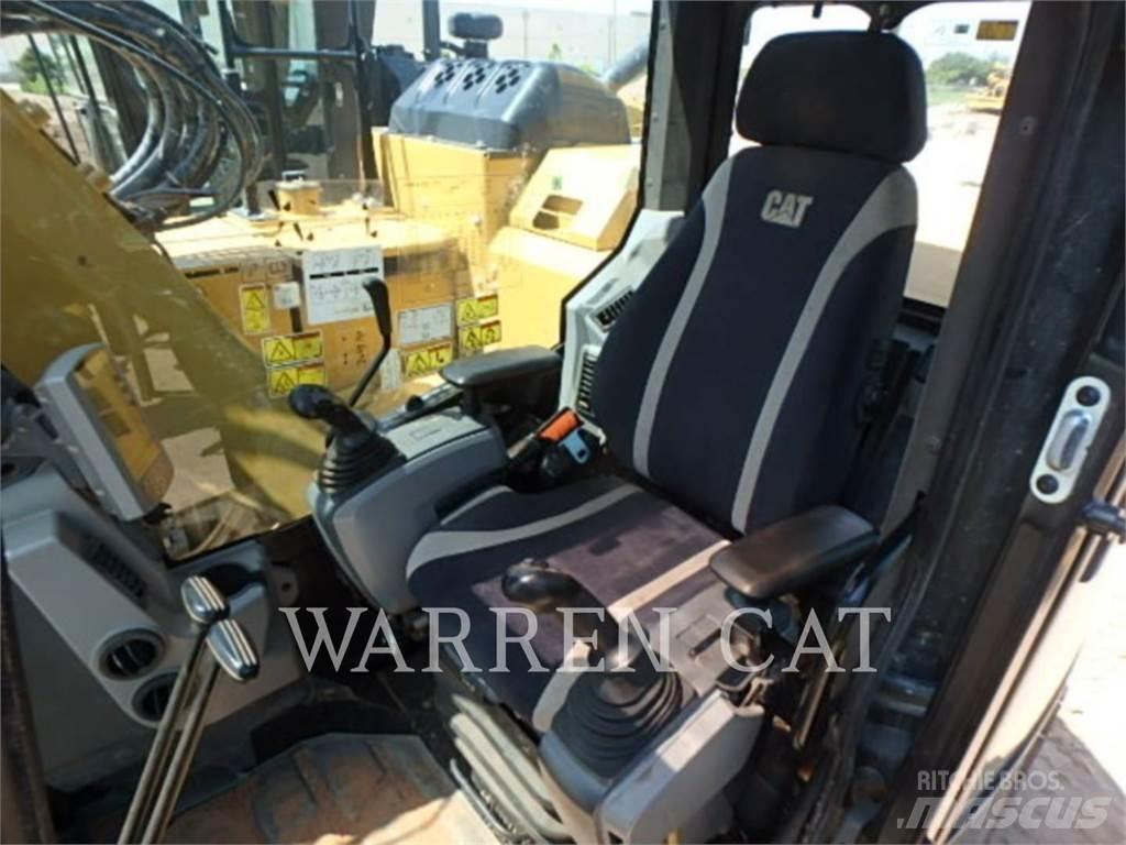 CAT 315FL TC 大型油圧ショベル12t以上（パワーショベル・ユンボ）