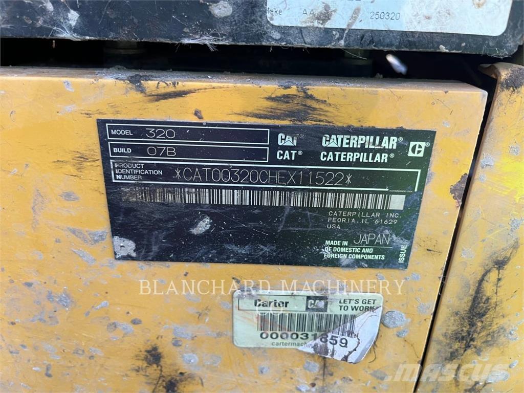 CAT 320 大型油圧ショベル12t以上（パワーショベル・ユンボ）