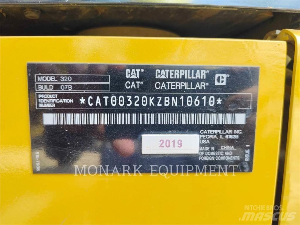 CAT 320-07 大型油圧ショベル12t以上（パワーショベル・ユンボ）