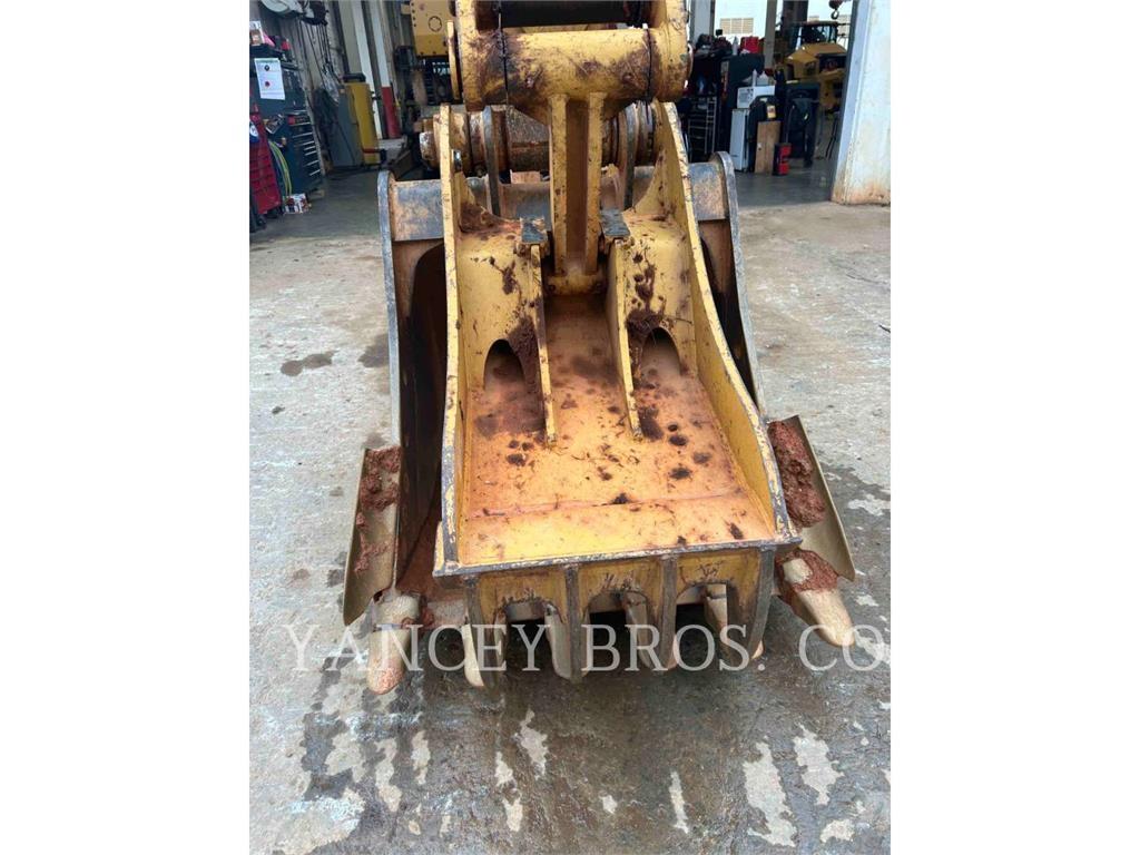 CAT 320-07 大型油圧ショベル12t以上（パワーショベル・ユンボ）