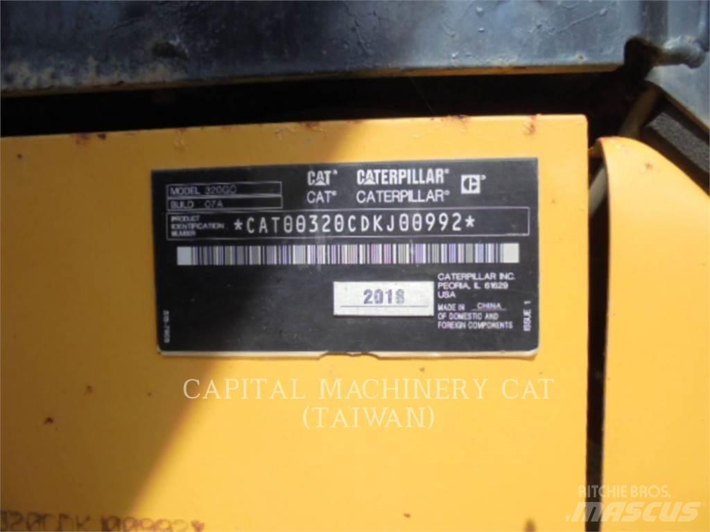 CAT 320-07GC 大型油圧ショベル12t以上（パワーショベル・ユンボ）