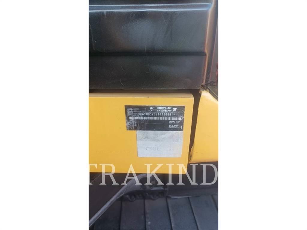 CAT 320-07GC 大型油圧ショベル12t以上（パワーショベル・ユンボ）