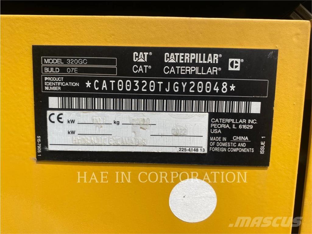 CAT 320-07GC 大型油圧ショベル12t以上（パワーショベル・ユンボ）