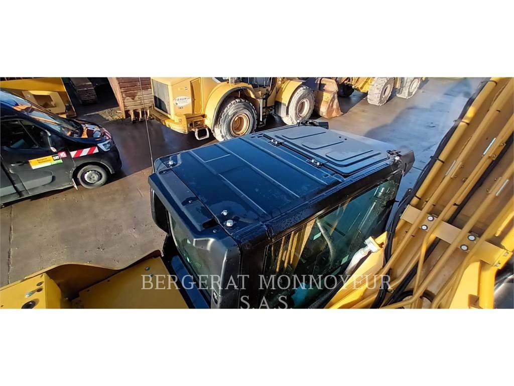 CAT 320 GC 大型油圧ショベル12t以上（パワーショベル・ユンボ）