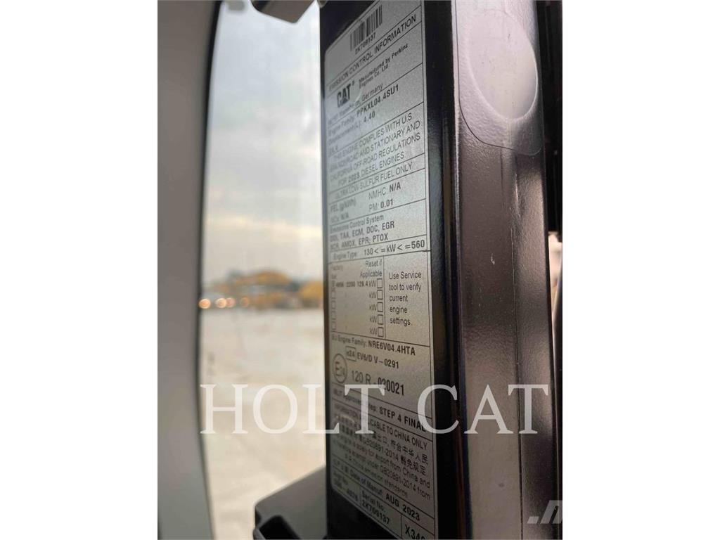 CAT 320 TC 大型油圧ショベル12t以上（パワーショベル・ユンボ）