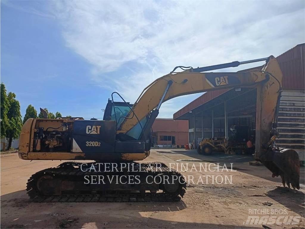 CAT 320D2 大型油圧ショベル12t以上（パワーショベル・ユンボ）