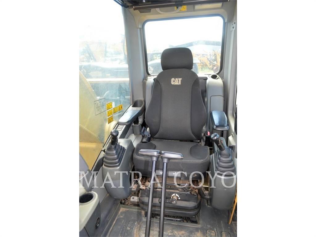 CAT 320D2GC 大型油圧ショベル12t以上（パワーショベル・ユンボ）