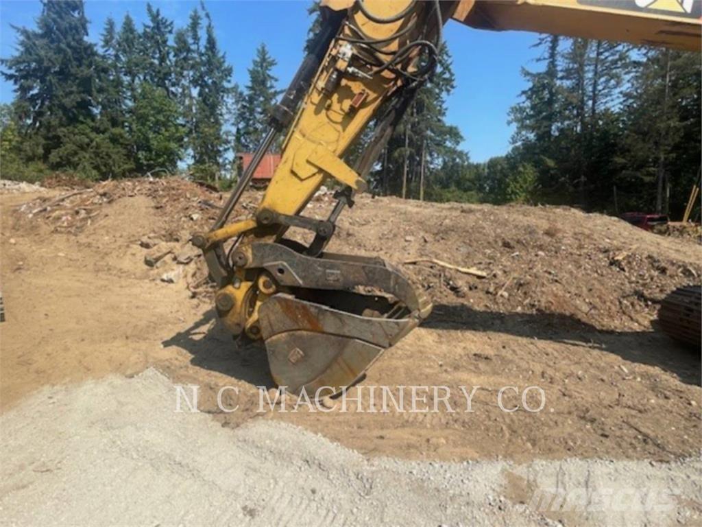 CAT 320E 大型油圧ショベル12t以上（パワーショベル・ユンボ）