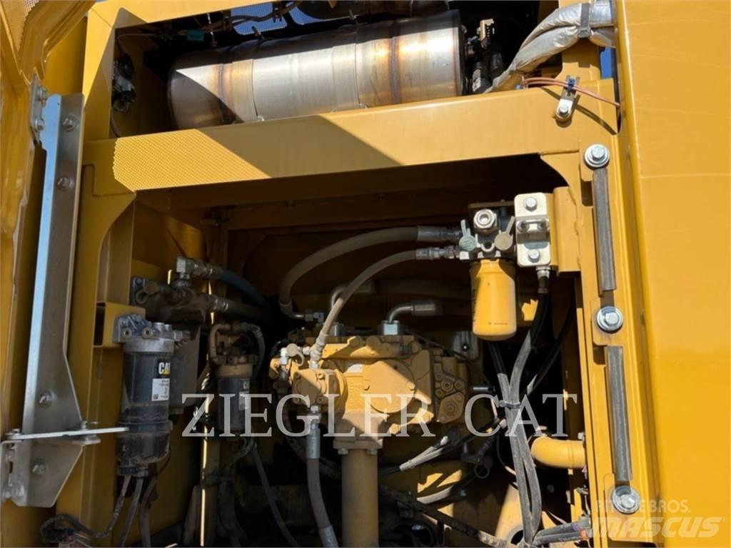 CAT 320FL 大型油圧ショベル12t以上（パワーショベル・ユンボ）