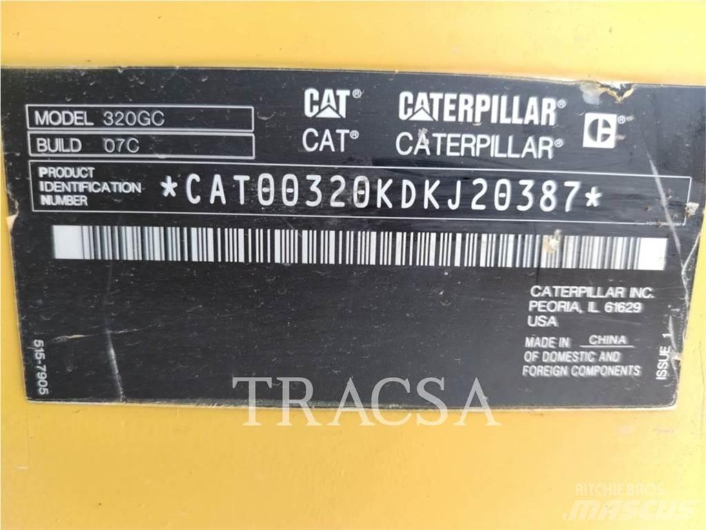 CAT 320GC 大型油圧ショベル12t以上（パワーショベル・ユンボ）