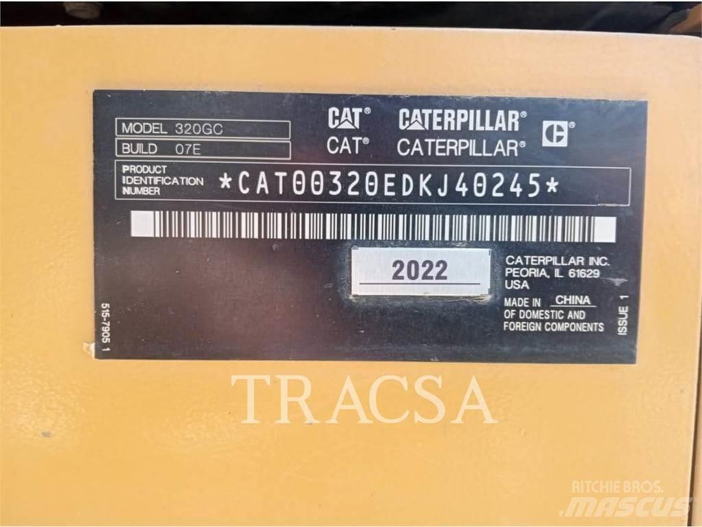 CAT 320GC 大型油圧ショベル12t以上（パワーショベル・ユンボ）