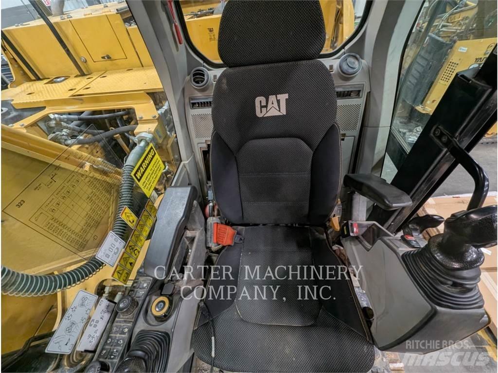 CAT 323 大型油圧ショベル12t以上（パワーショベル・ユンボ）