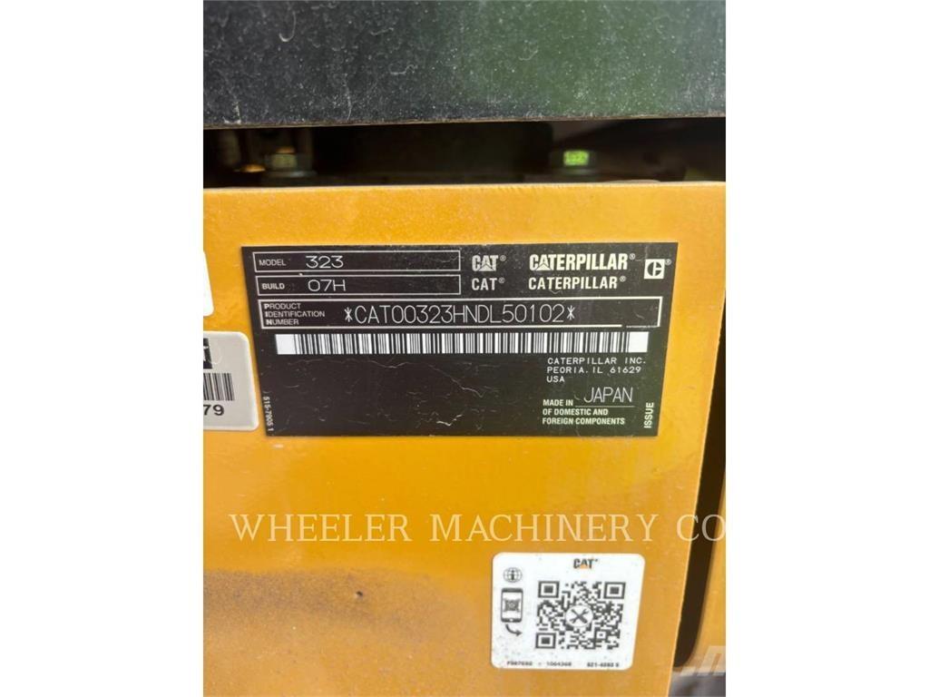 CAT 323 CF 大型油圧ショベル12t以上（パワーショベル・ユンボ）