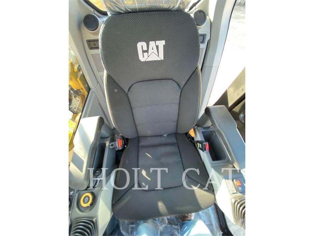 CAT 323 TC 大型油圧ショベル12t以上（パワーショベル・ユンボ）