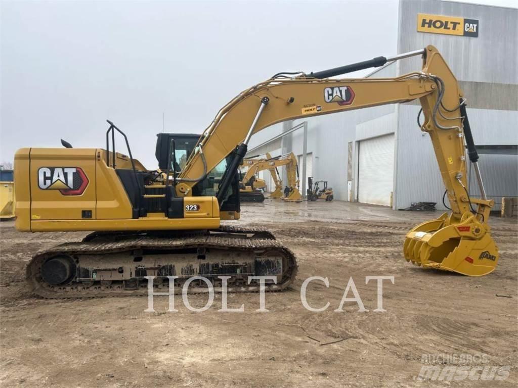 CAT 323 TC 大型油圧ショベル12t以上（パワーショベル・ユンボ）