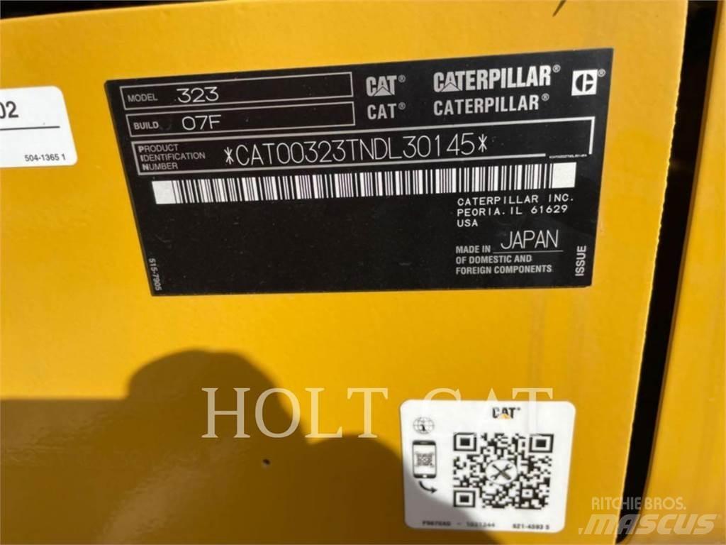 CAT 323 TC 大型油圧ショベル12t以上（パワーショベル・ユンボ）