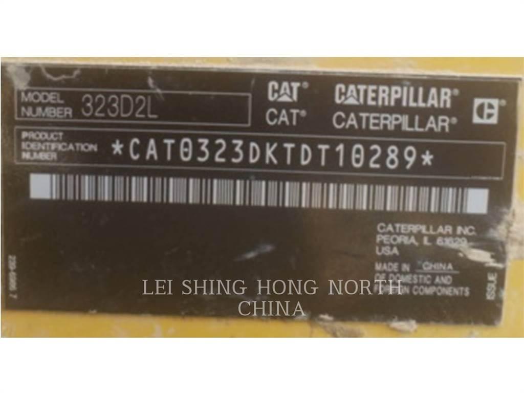 CAT 323D2L 大型油圧ショベル12t以上（パワーショベル・ユンボ）