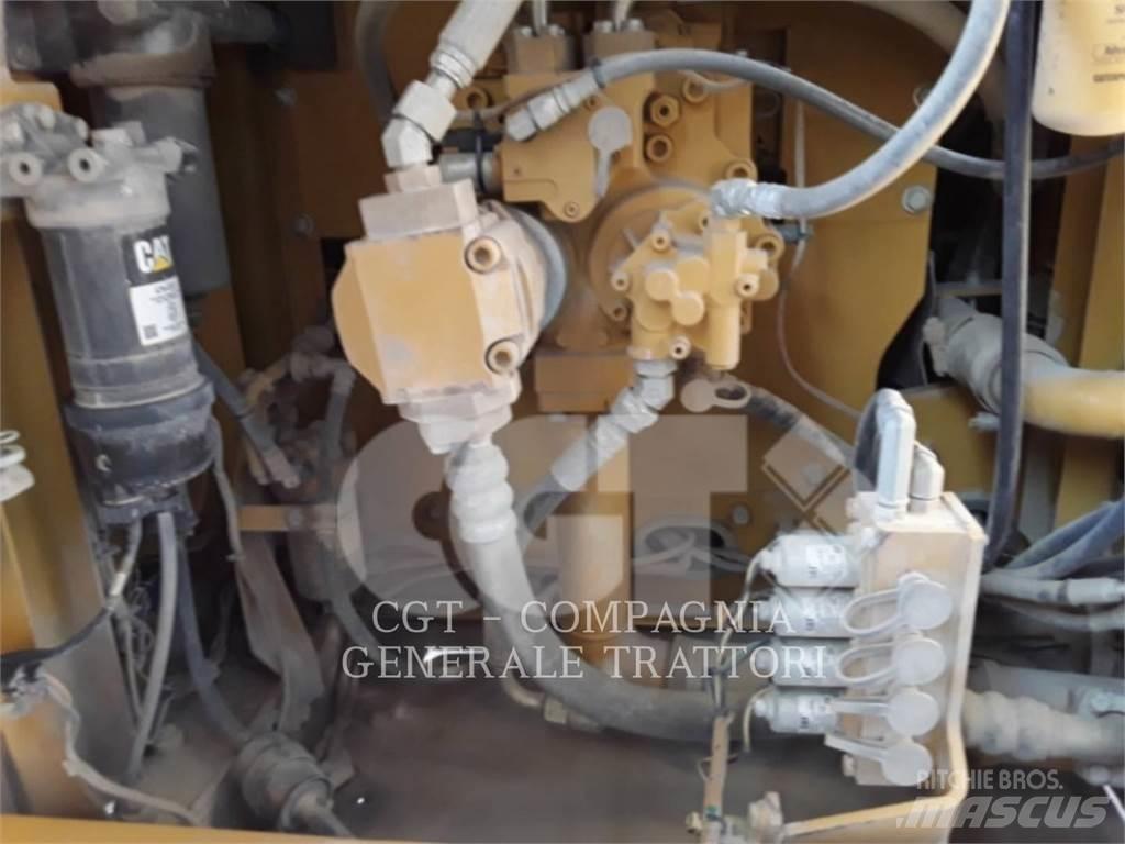 CAT 323F 大型油圧ショベル12t以上（パワーショベル・ユンボ）