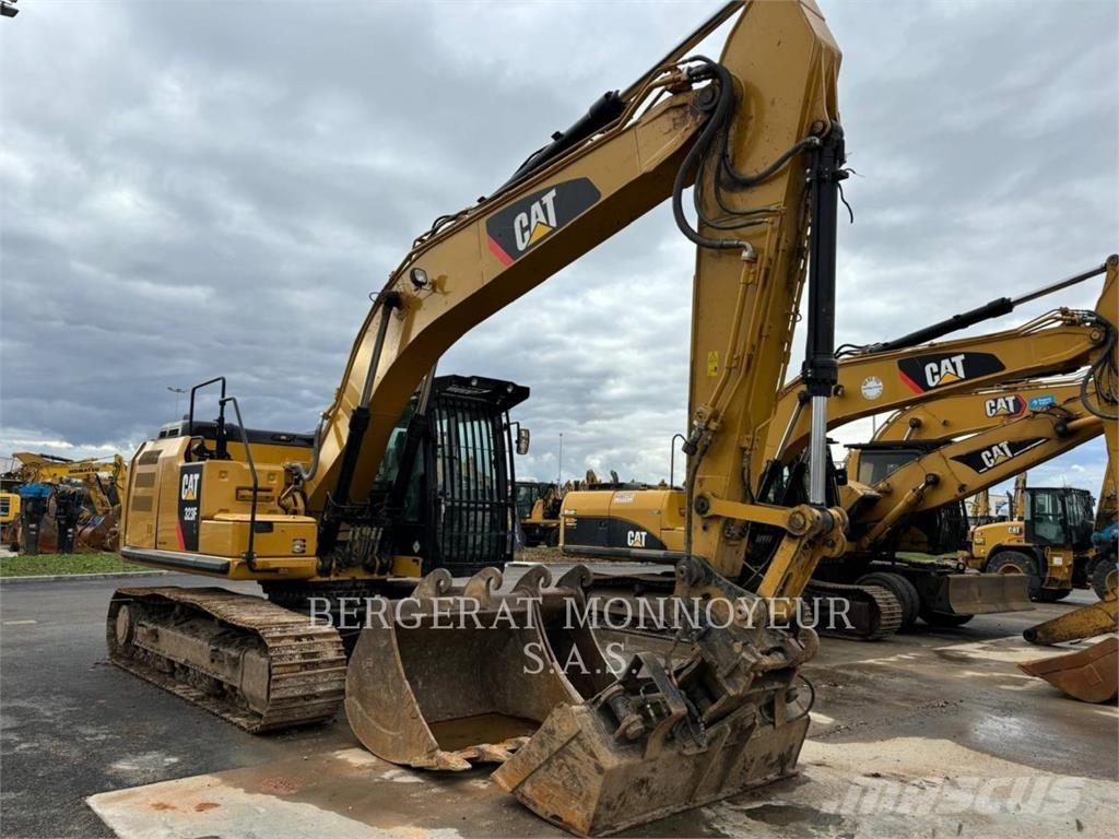 CAT 323F 大型油圧ショベル12t以上（パワーショベル・ユンボ）