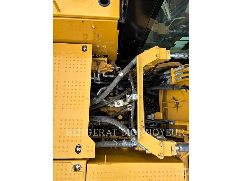 CAT 323F 大型油圧ショベル12t以上（パワーショベル・ユンボ）