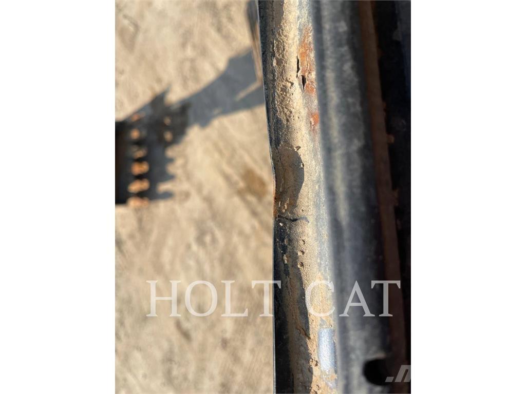 CAT 323FL 大型油圧ショベル12t以上（パワーショベル・ユンボ）