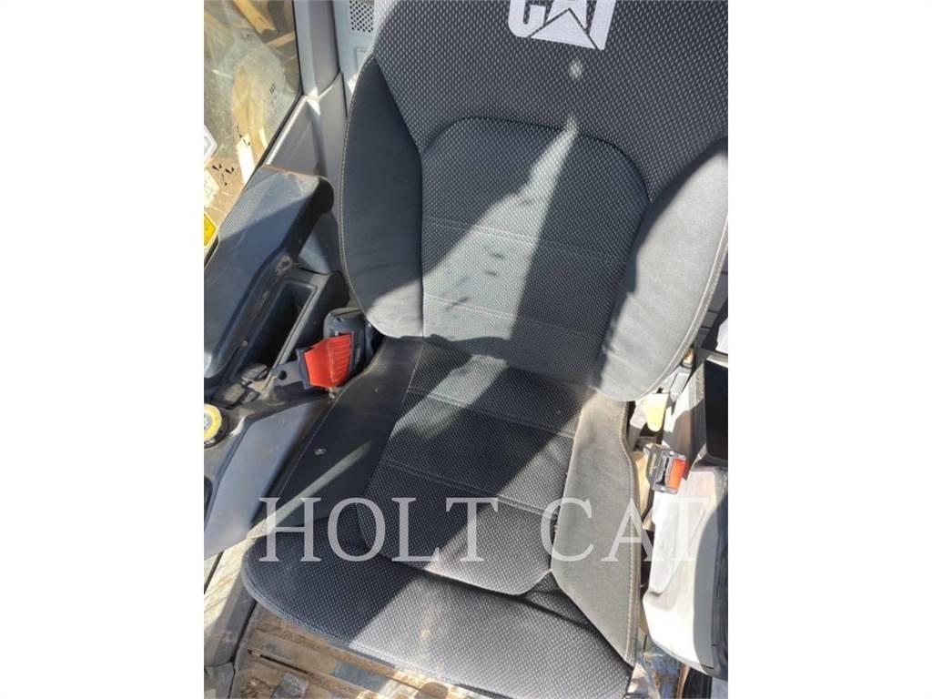 CAT 325 TC 大型油圧ショベル12t以上（パワーショベル・ユンボ）