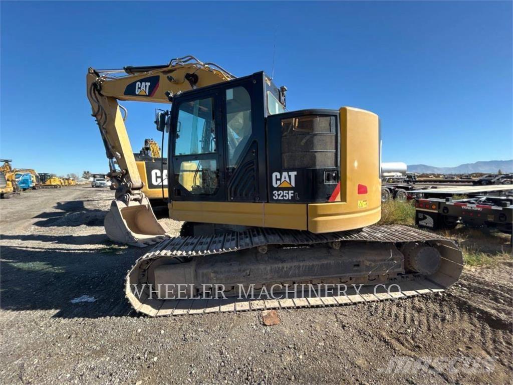 CAT 325F CR CF 大型油圧ショベル12t以上（パワーショベル・ユンボ）