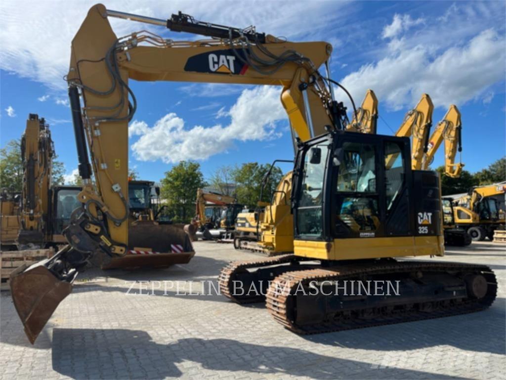CAT 325FL 大型油圧ショベル12t以上（パワーショベル・ユンボ）