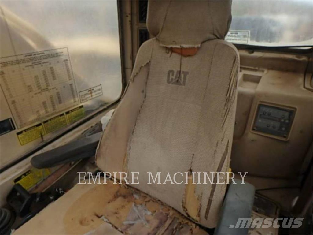 CAT 325L 大型油圧ショベル12t以上（パワーショベル・ユンボ）