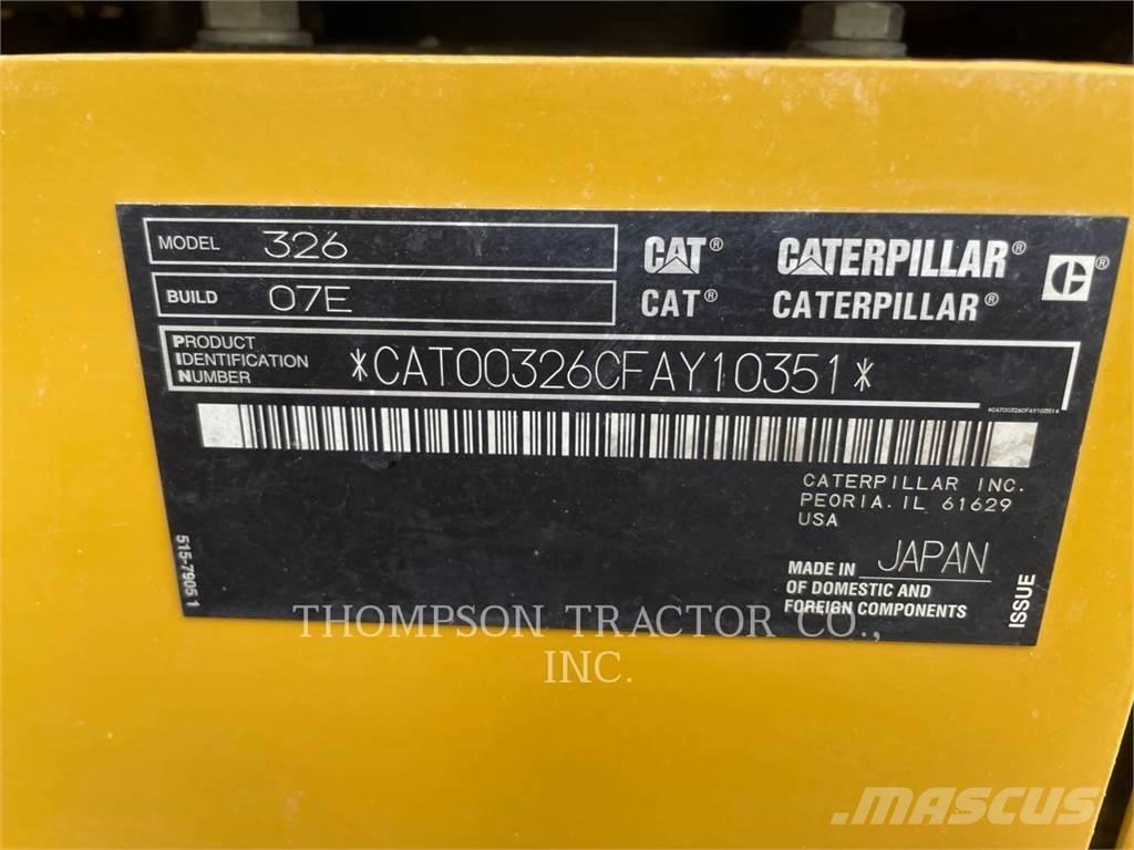 CAT 326 大型油圧ショベル12t以上（パワーショベル・ユンボ）