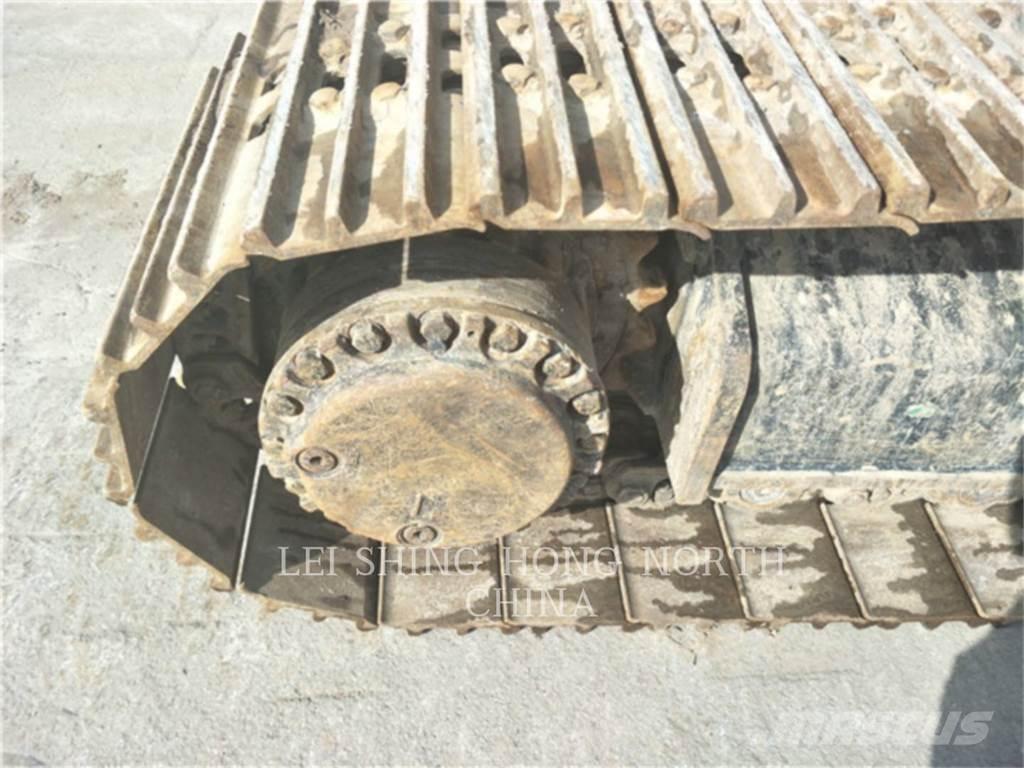 CAT 326D2L 大型油圧ショベル12t以上（パワーショベル・ユンボ）